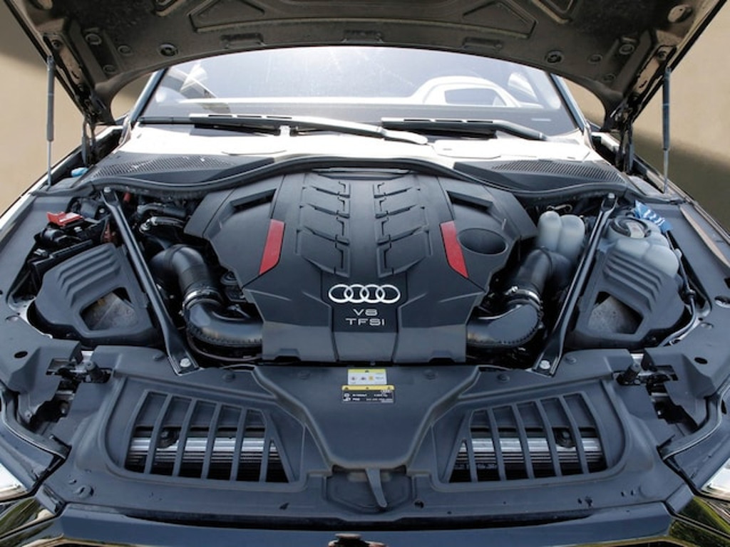 Audi S8