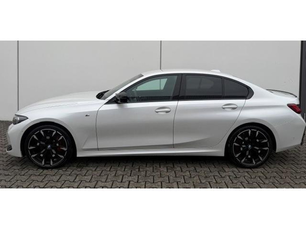 BMW M340