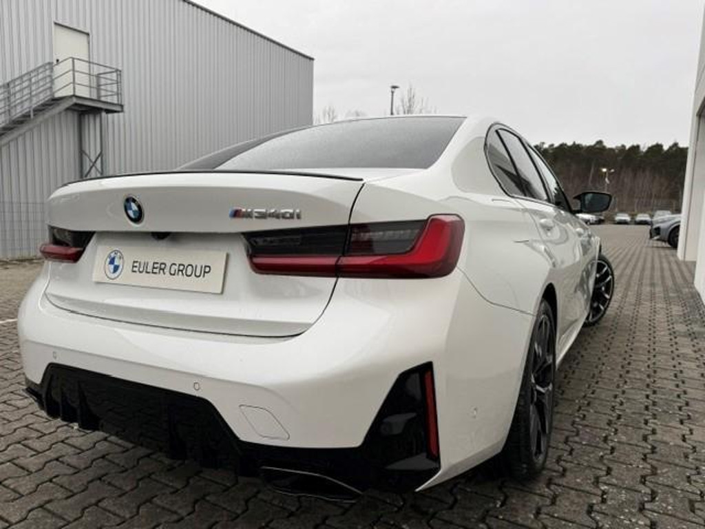 BMW M340