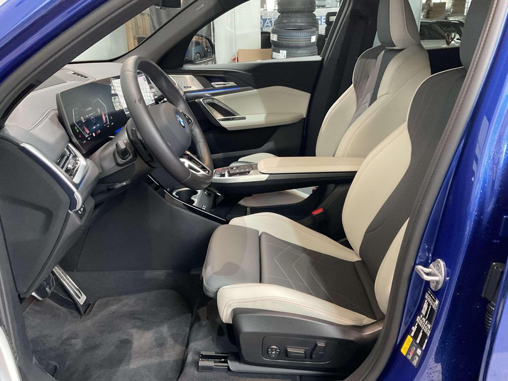 BMW iX2