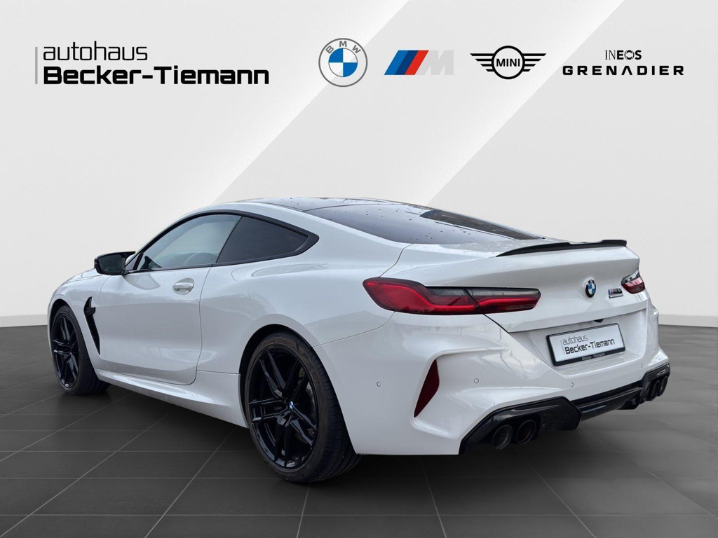 BMW M8