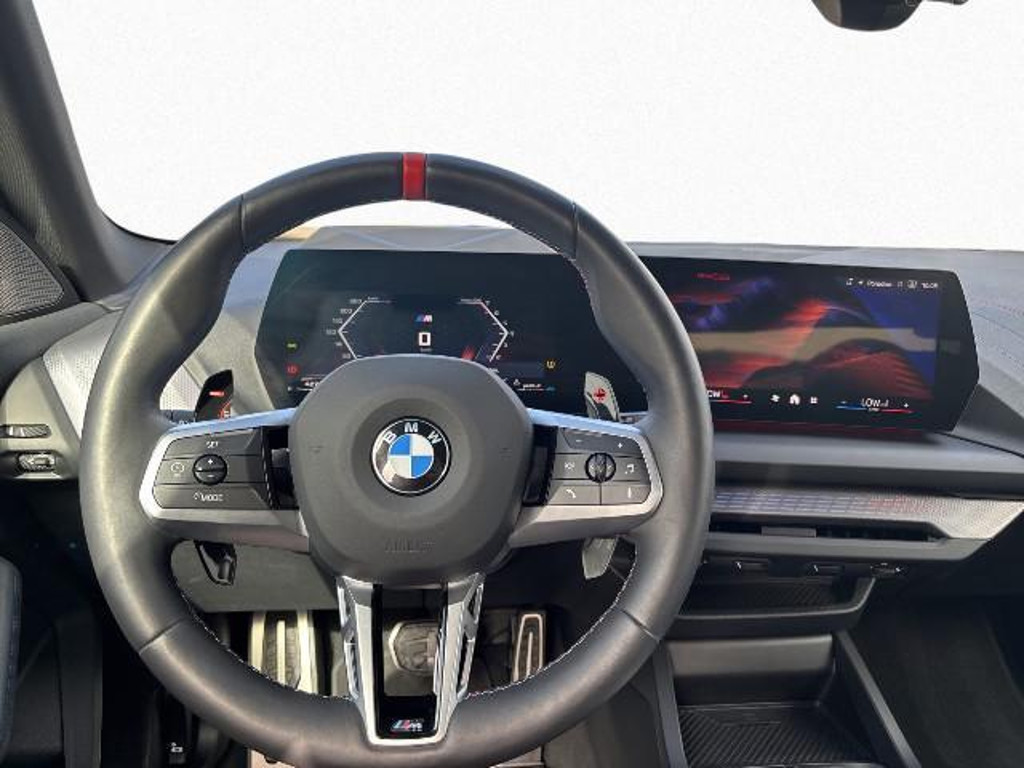 BMW M235
