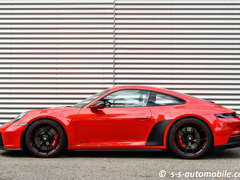 Porsche 992