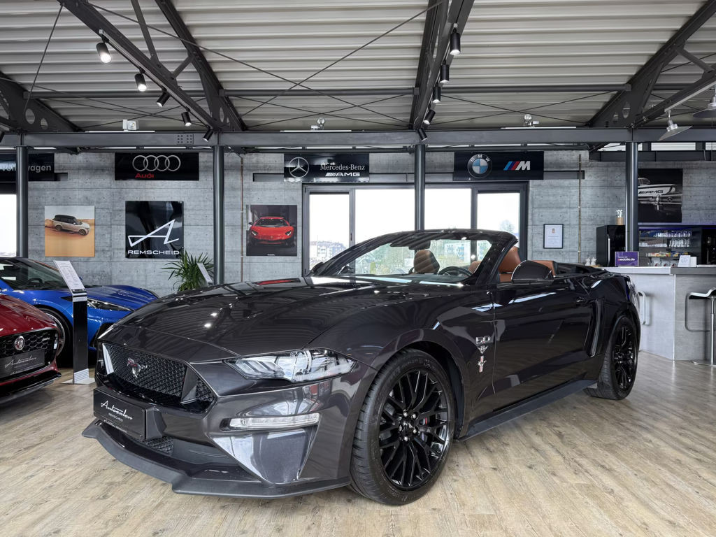 Ford Mustang Convertible GT 5.0 V8