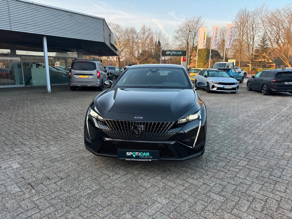 Peugeot 408