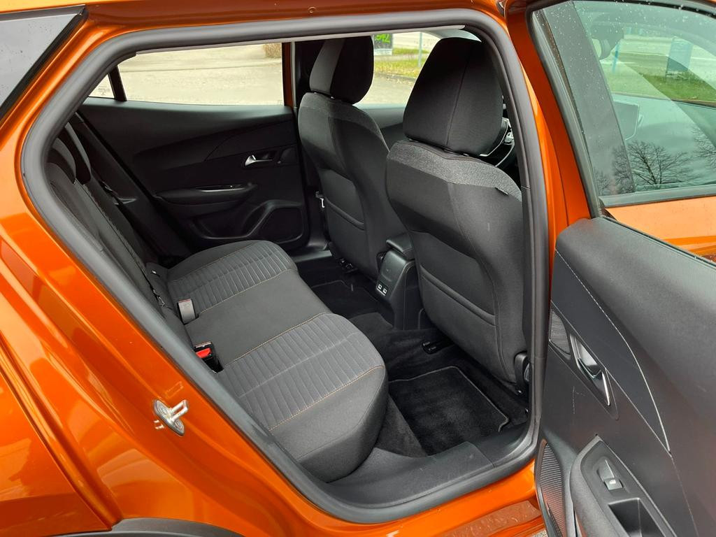 Peugeot e-2008