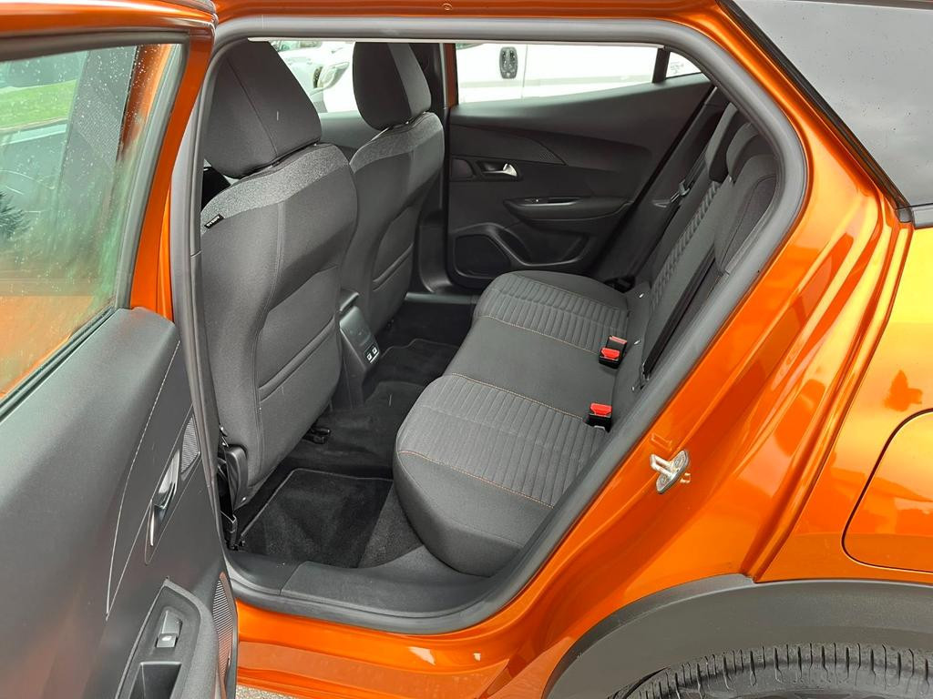 Peugeot e-2008