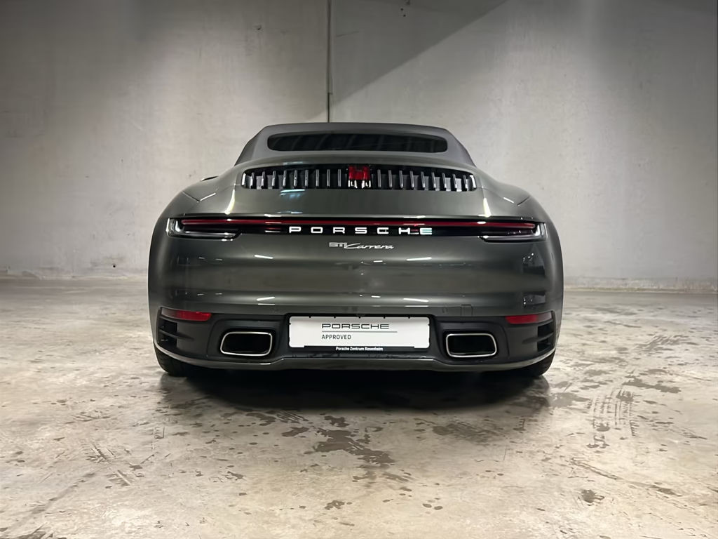 Porsche 992