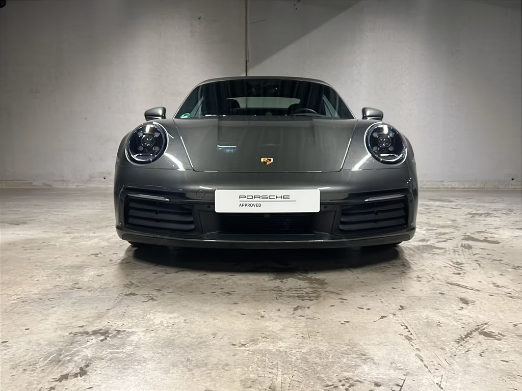 Porsche 992