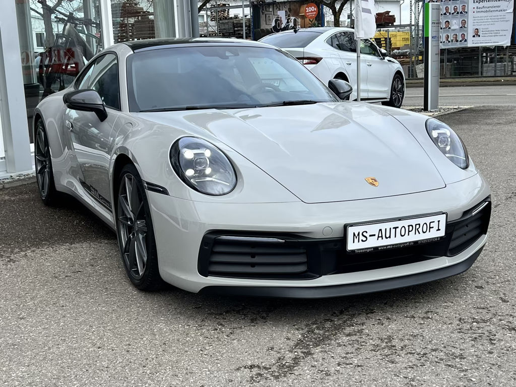 Porsche 992