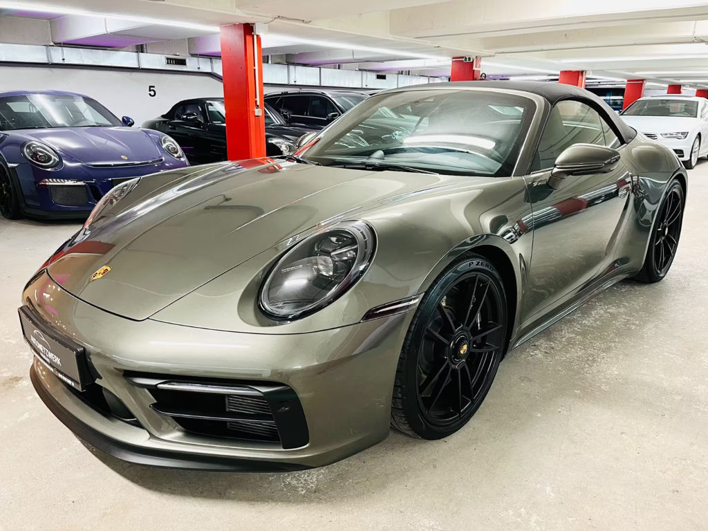 Porsche 992 GTS Cabrio Carrera