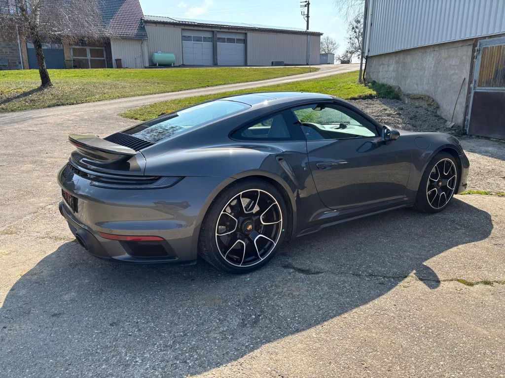 Porsche 992