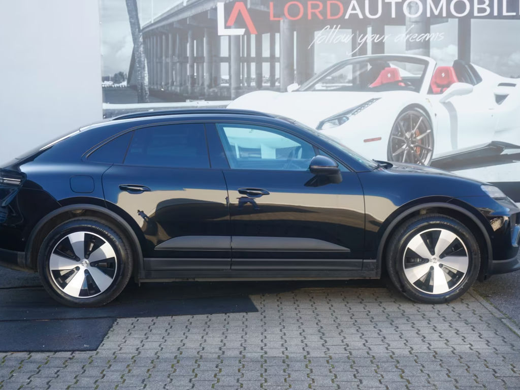 Porsche Macan Electric Basis*Panorama*PASM*