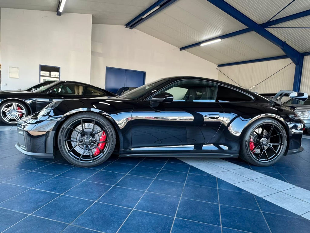 Porsche 992