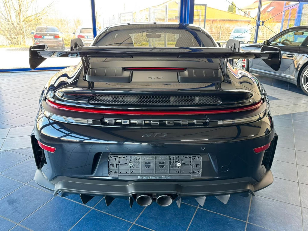 Porsche 992