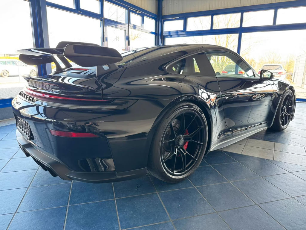 Porsche 992