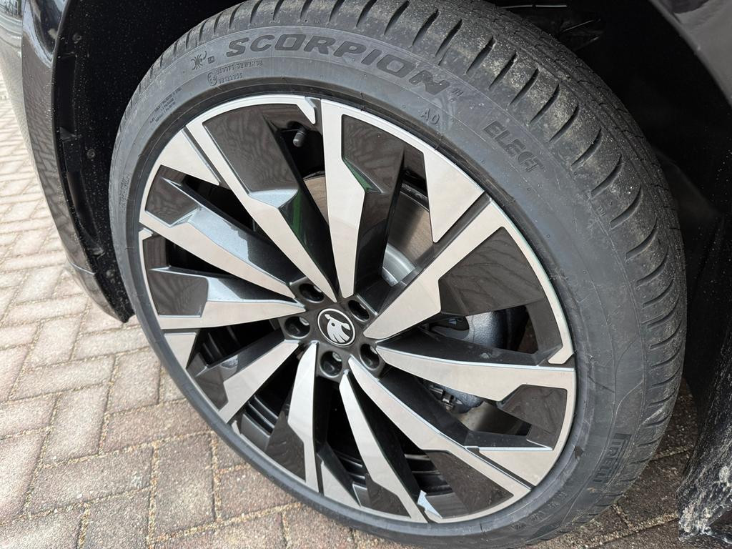 Skoda Enyaq iV