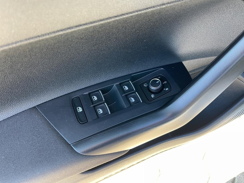 Volkswagen Taigo DSG R-Line 1.5 TSI