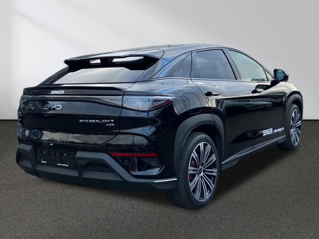 BYD Sealion 7