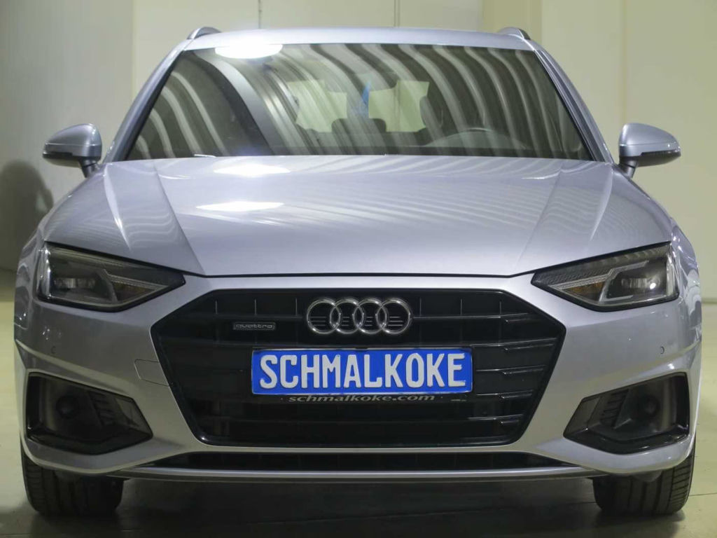 Audi A4 Avant Quattro S-Tronic