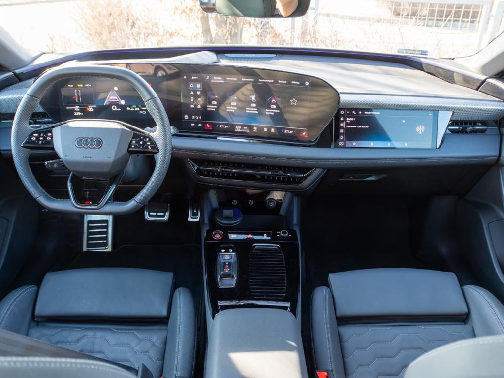 Audi A6 e-tron