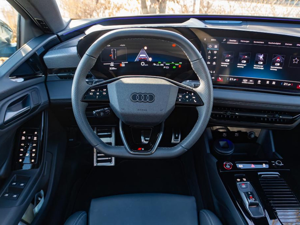 Audi A6 e-tron