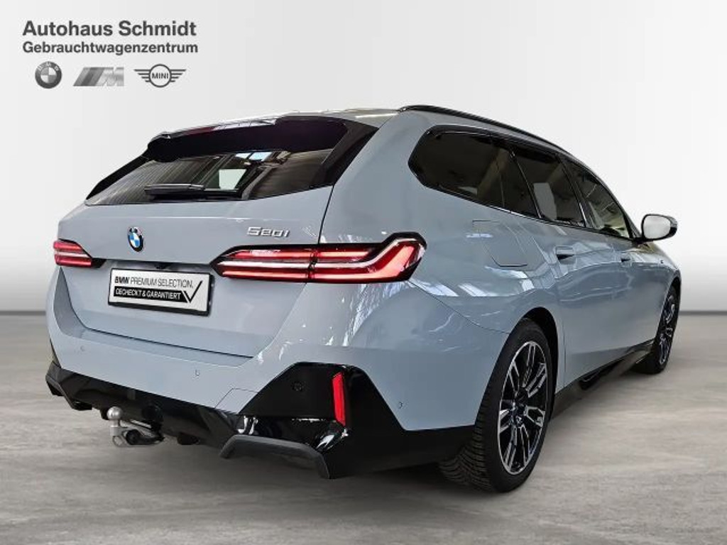 BMW 5 Serie 520 M-Sport Touring 520i