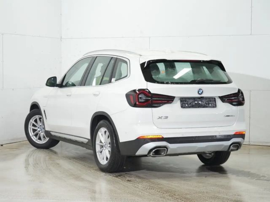 BMW X3 xDrive30e