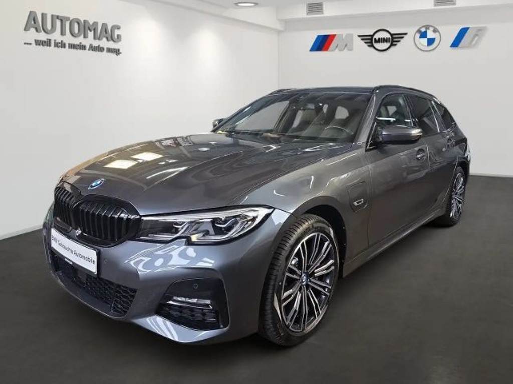 BMW 3 Serie 330 M-Sport xDrive Touring 330d 330e