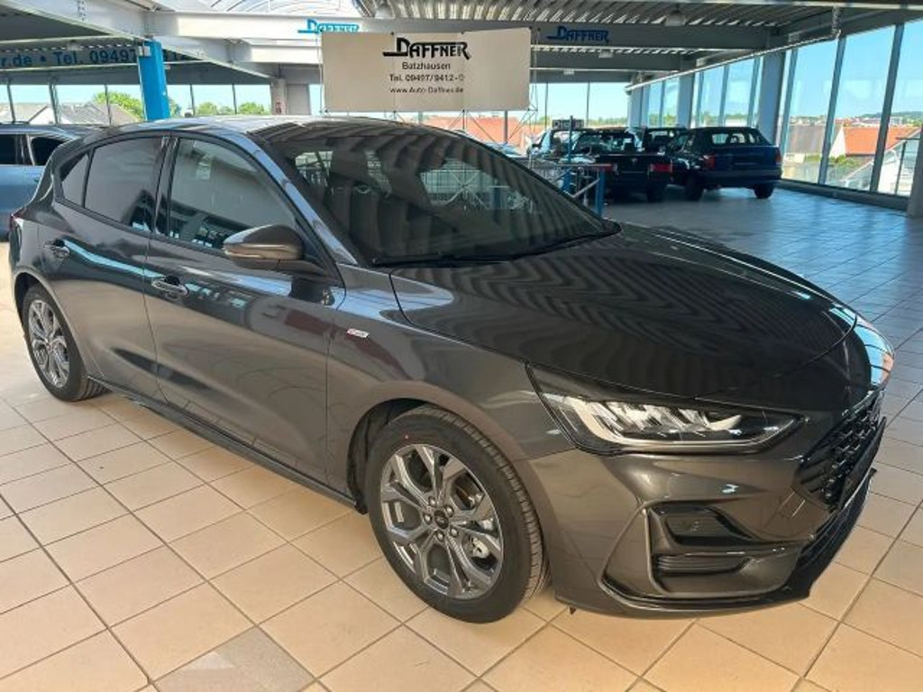 Ford Focus EcoBoost ST Line