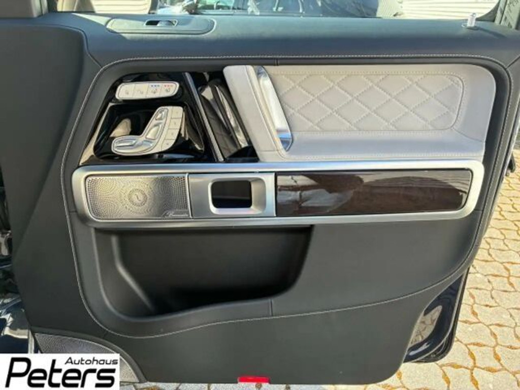 Mercedes-Benz G-Klasse