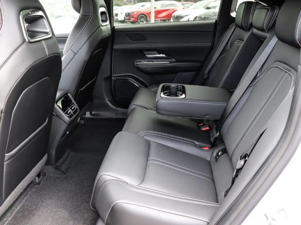 Mazda 6e