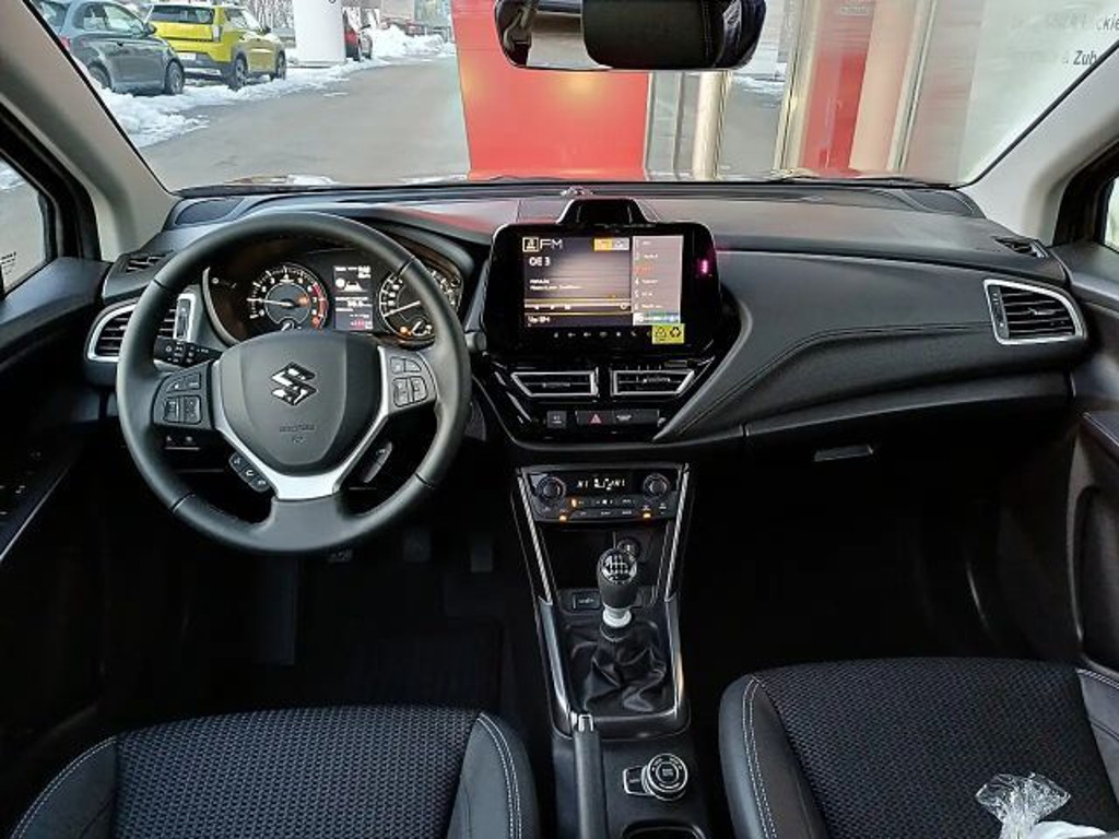 Suzuki S-Cross