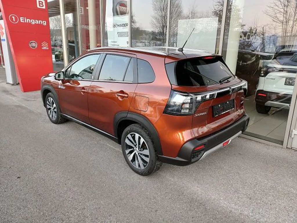 Suzuki S-Cross