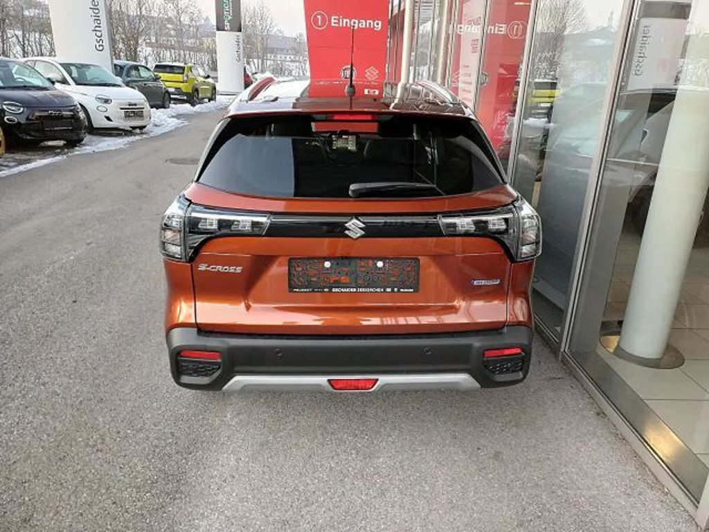 Suzuki S-Cross