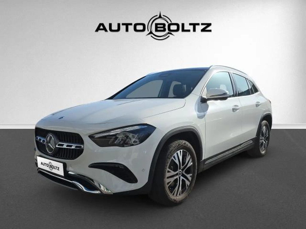 Mercedes-Benz GLA-Klasse GLA 180 ENp 50600 Pano Winter P el Klappe Kamera