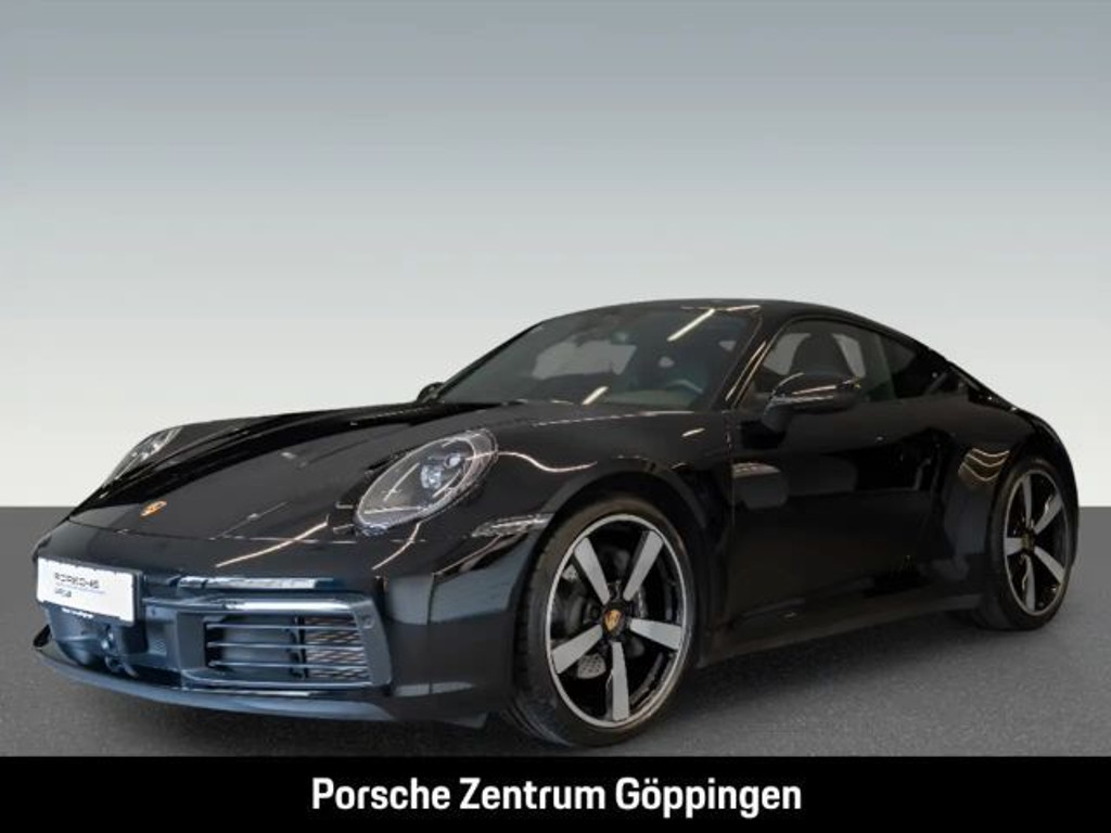 Porsche 992 Carrera Coupé
