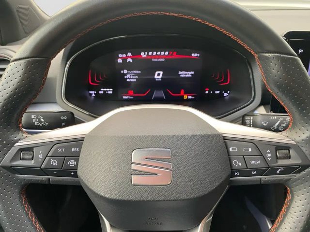 Seat Arona
