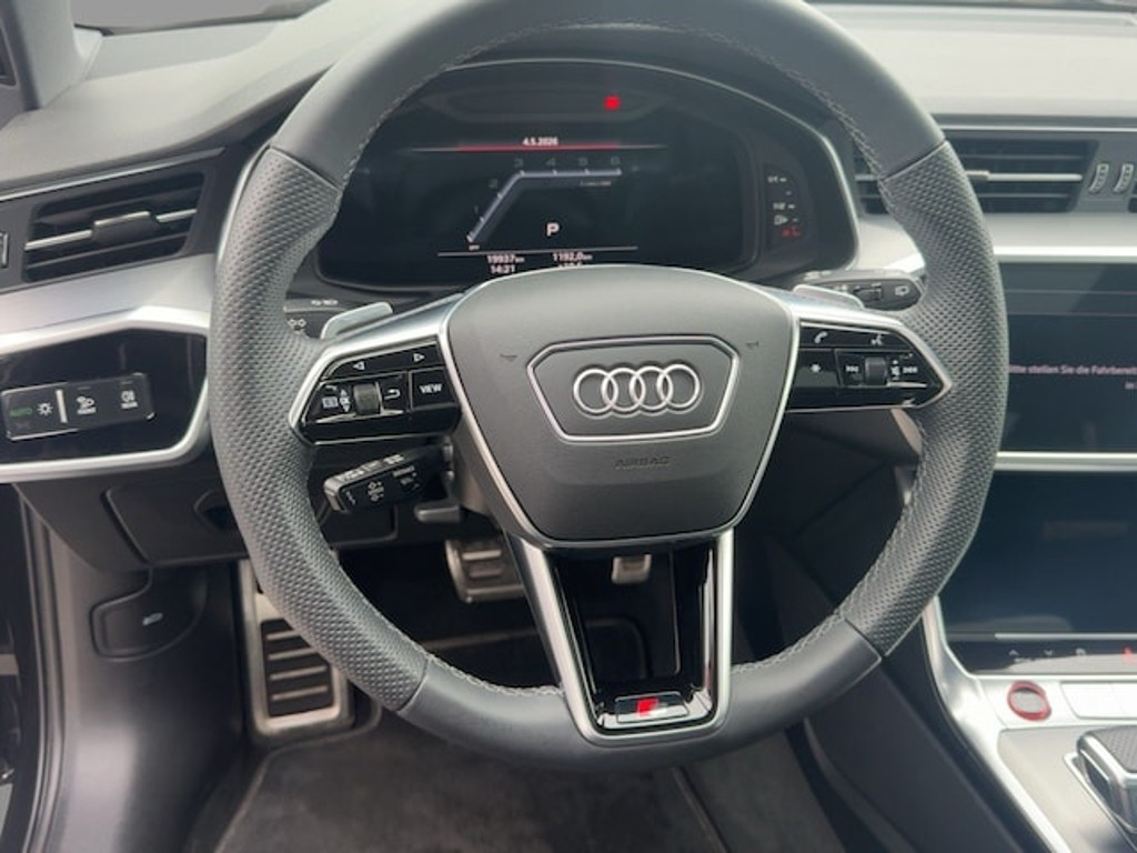 Audi S6 Avant Quattro