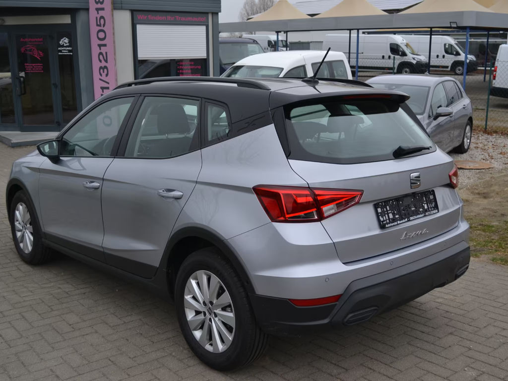 Seat Arona