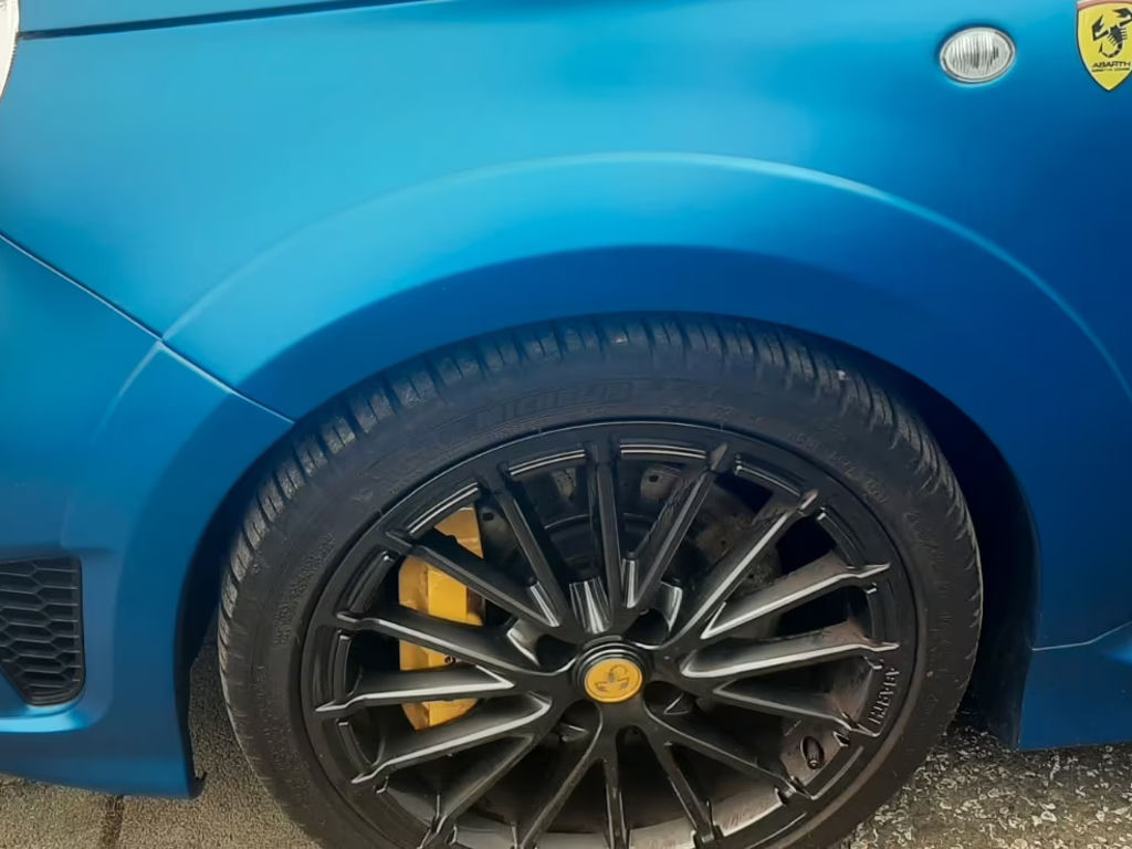 Abarth 595 Competizione