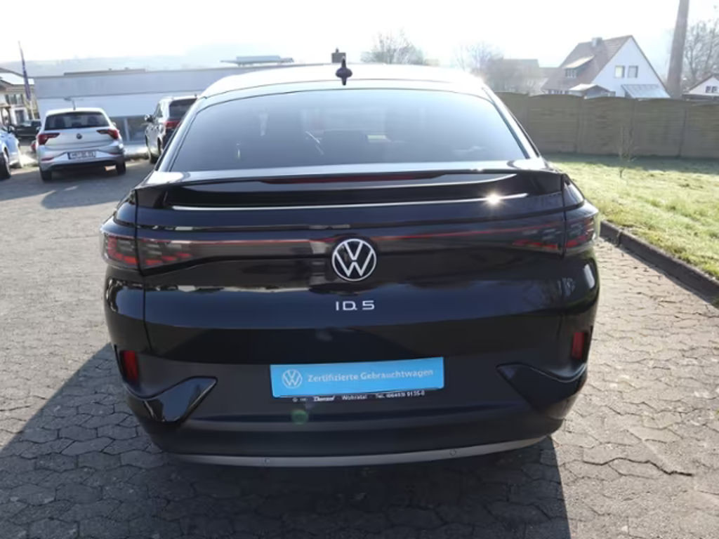 Volkswagen ID.5