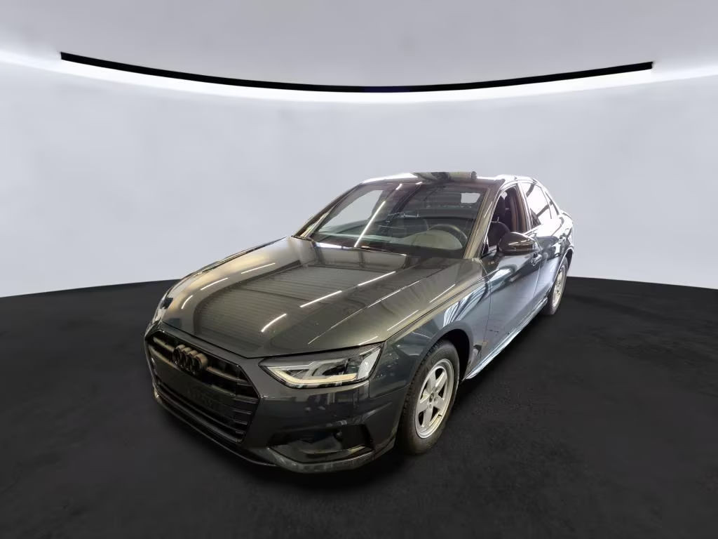 Audi A4 Sedan S-Line 30 TDI