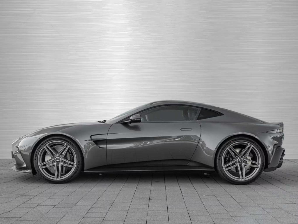 Aston Martin V8 Vantage