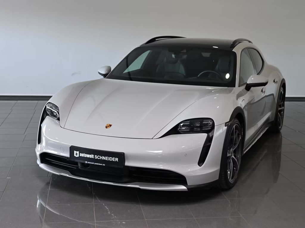 Porsche Taycan Cross Turismo 4