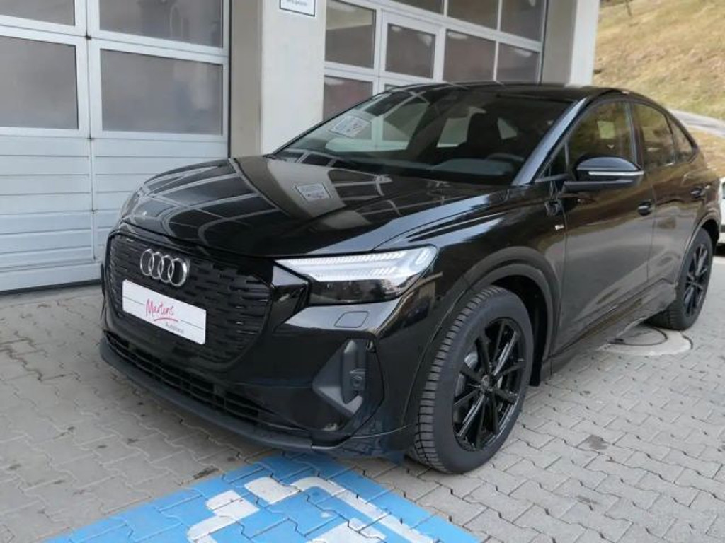 Audi Q4 e-tron Sportback Business