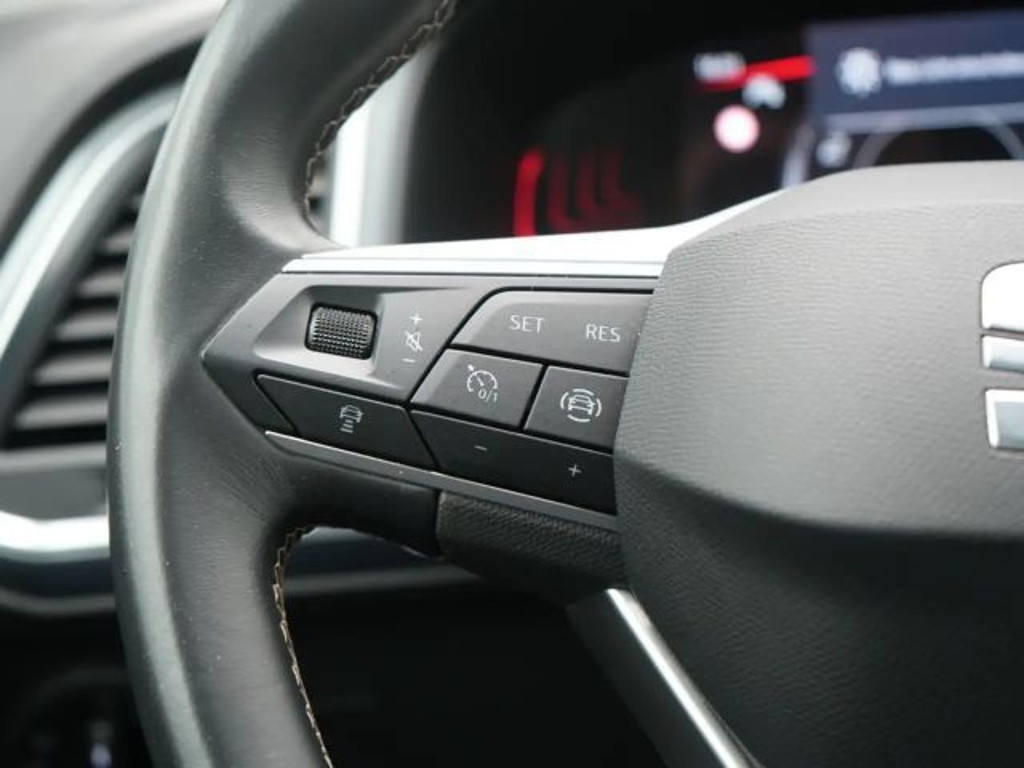 Seat Ateca Xperience AHK NAVI VIRT ACC LEDER KAM S