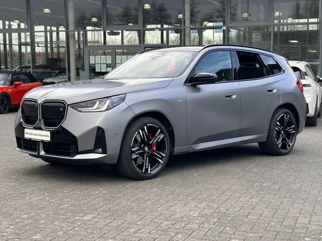BMW X3 X3 M M50 xDrive / Glasdach / Individual Lack/Leder