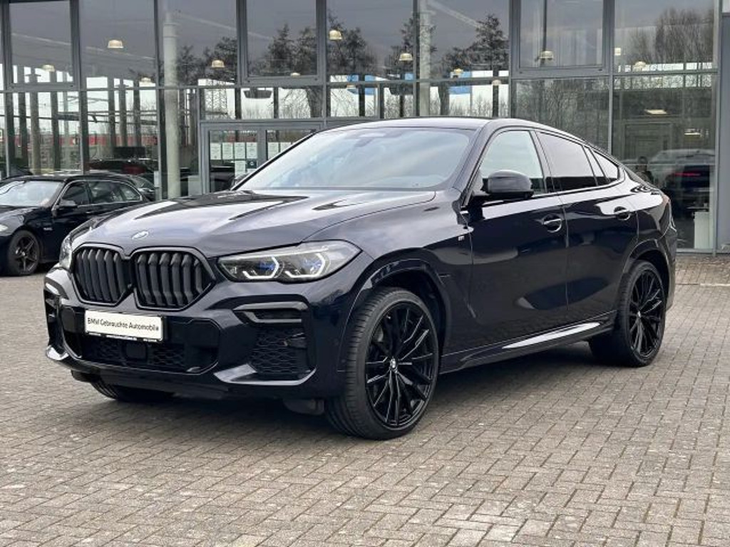 BMW X6 M50 i / Leder Merino / Iconic Glow / Parking Plus
