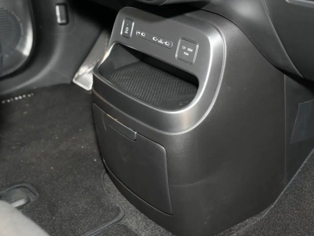 Hyundai IONIQ 9